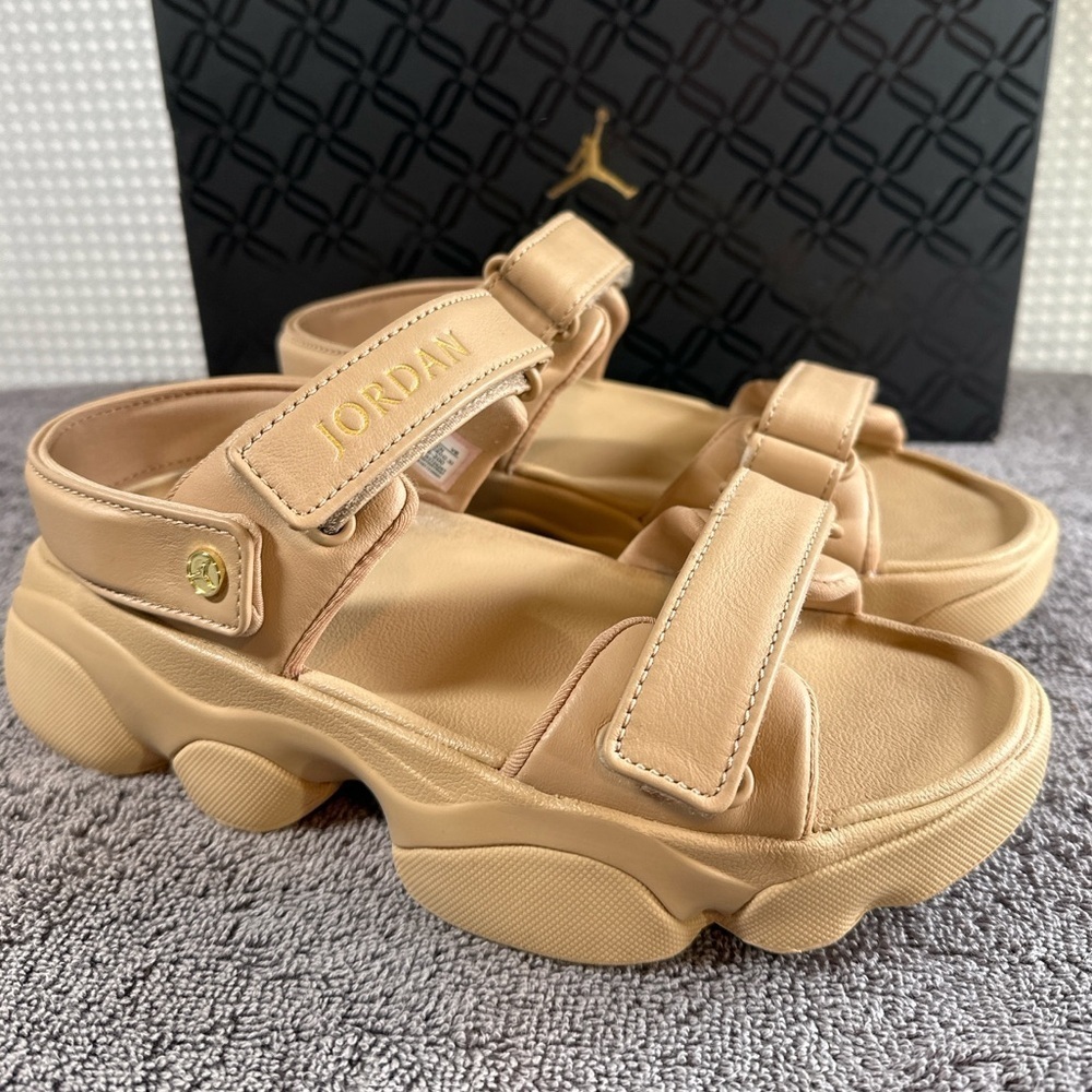 Nike Jordan Deja Beige Women's Sandals